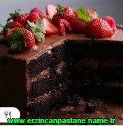 Erzincan Çikolatalı krokanlı yaş pasta